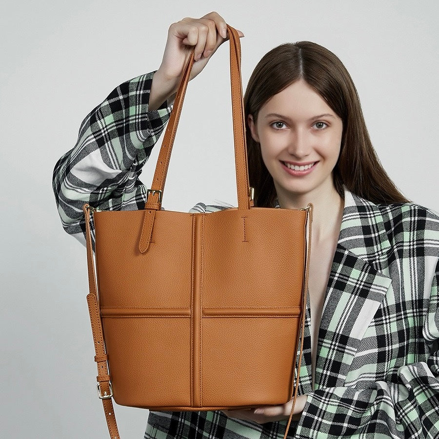 Elegant Leather Commuter Tote Bag with Pouch