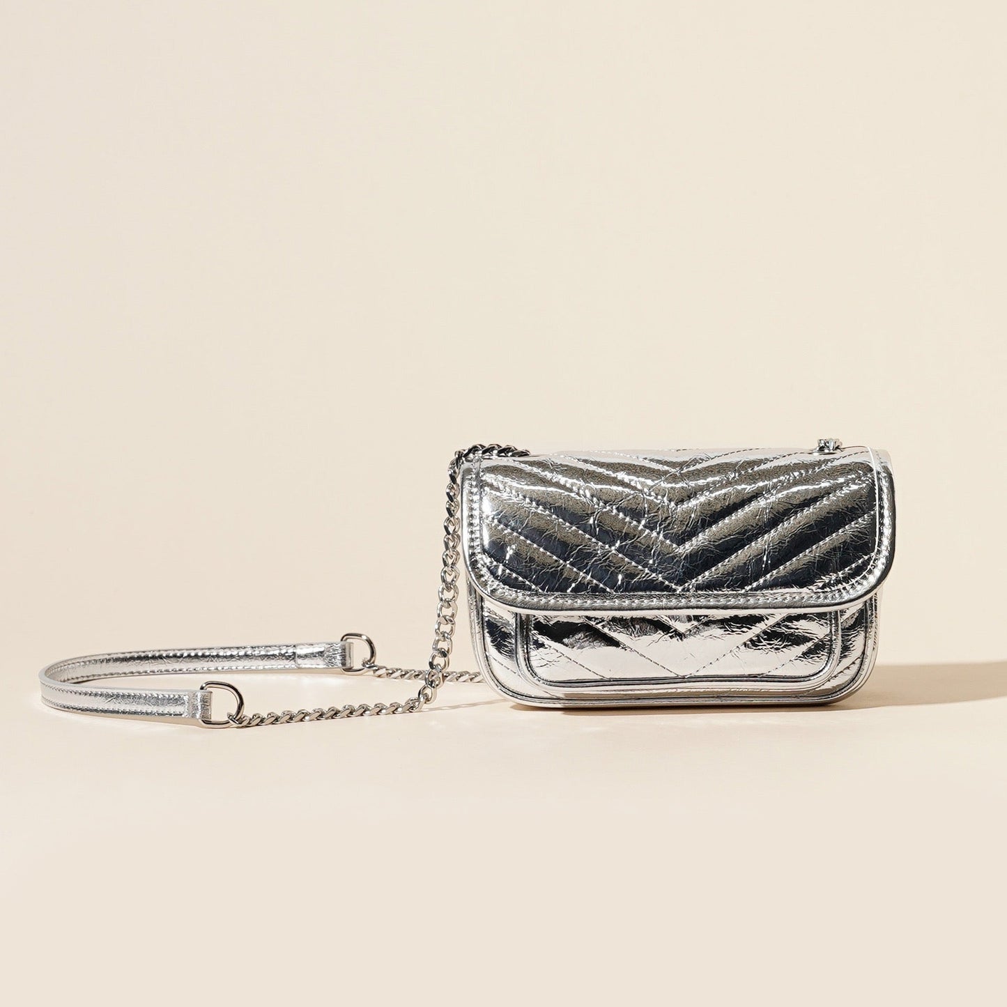 Elegant Mini Flap Bag in Genuine Leather with Silver Chain