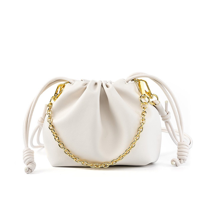 Chic Cloud Bag in Genuine Leather with Detachable Chain