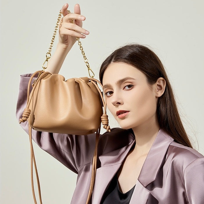 Chic Cloud Bag in Genuine Leather with Detachable Chain
