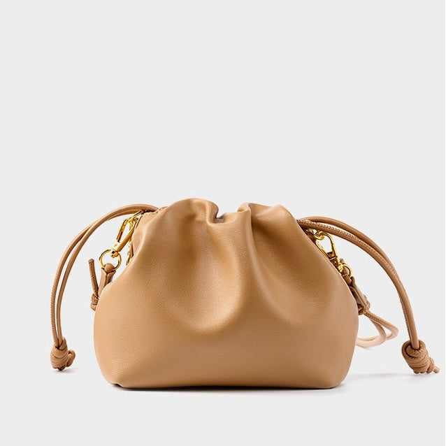 Chic Cloud Bag in Genuine Leather with Detachable Chain