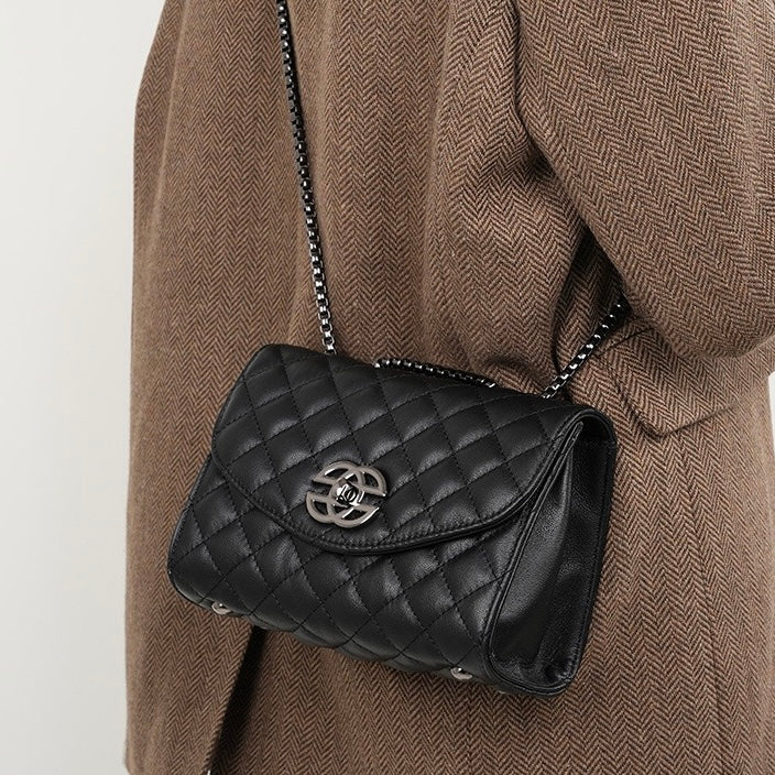 Chic Premium Top-Grain Leather Crossbody Bag with Chain Strap