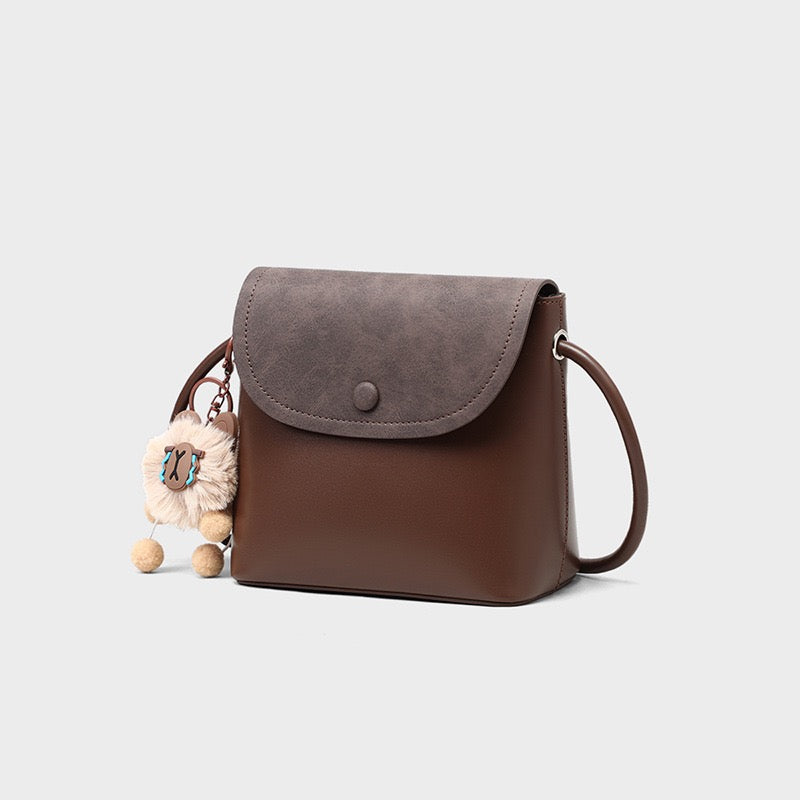 Elegant Vintage Leather Flap Crossbody Bag