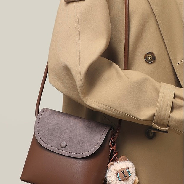 Elegant Vintage Leather Flap Crossbody Bag