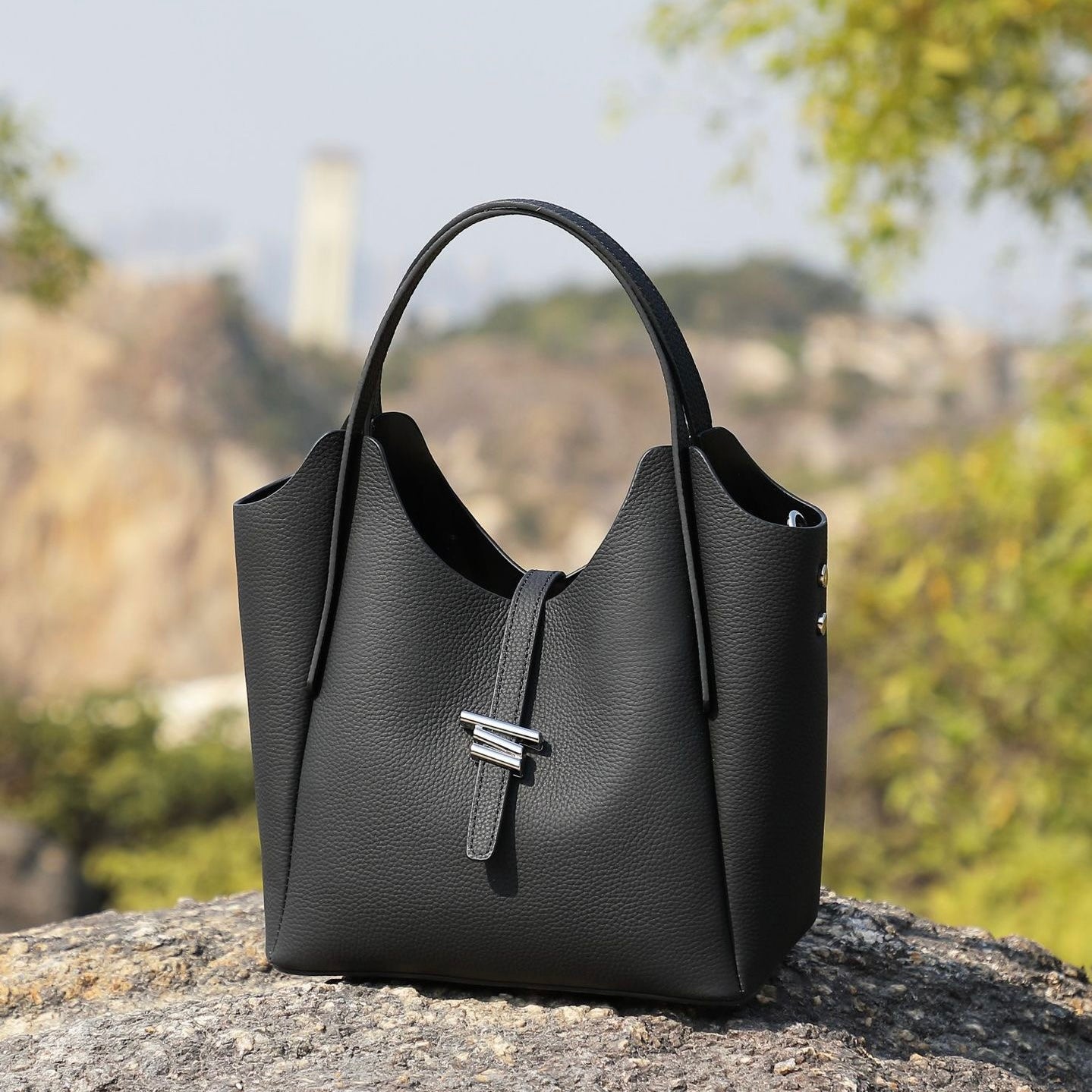 Elegant Genuine Leather Minimalist Commuter Crossbody Bag