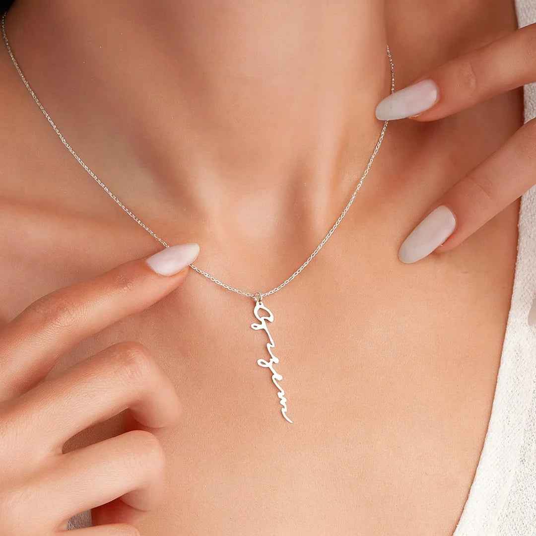 Rinascita Necklace Giulia - Custom Script Name Pendant, Stainless Steel, Adjustable Chain Rebooters