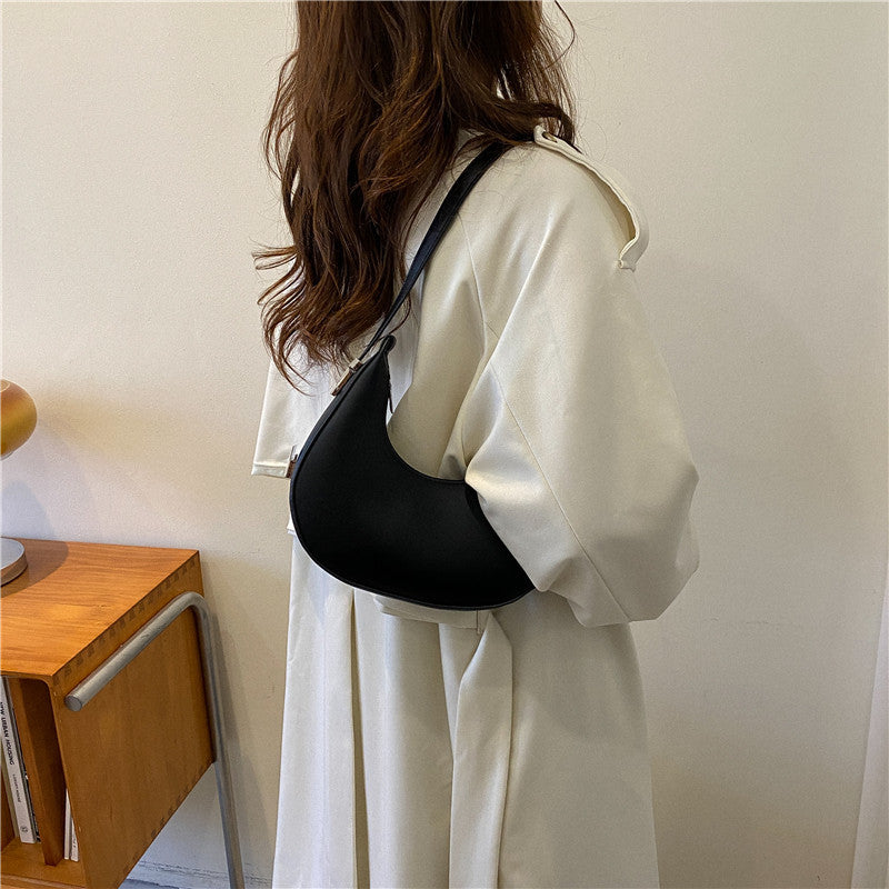 Lucia Luxe Leather Shoulder Bag