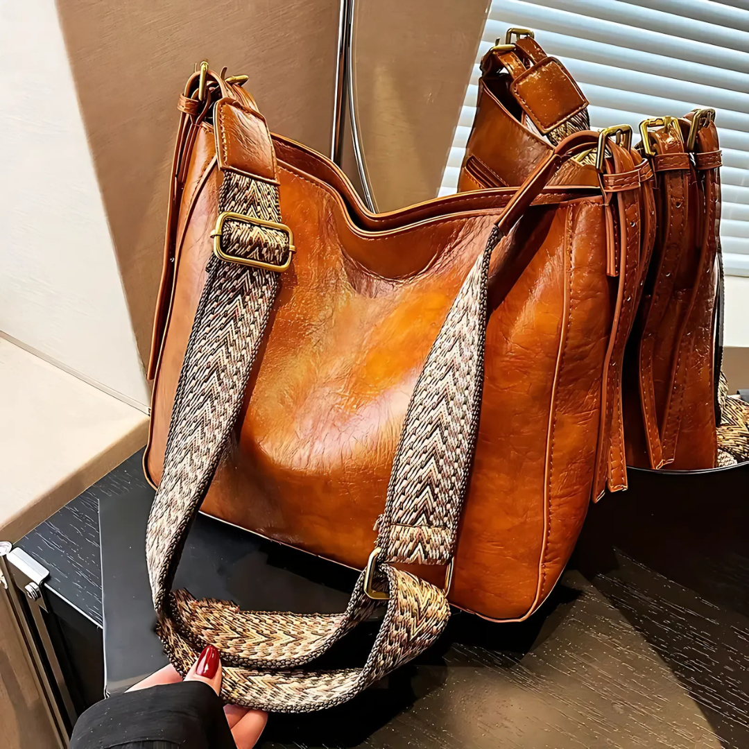 Velanci Nera Luxe Handbag