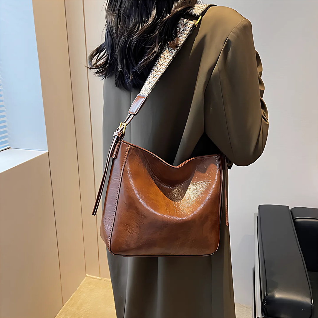 Velanci Nera Luxe Handbag