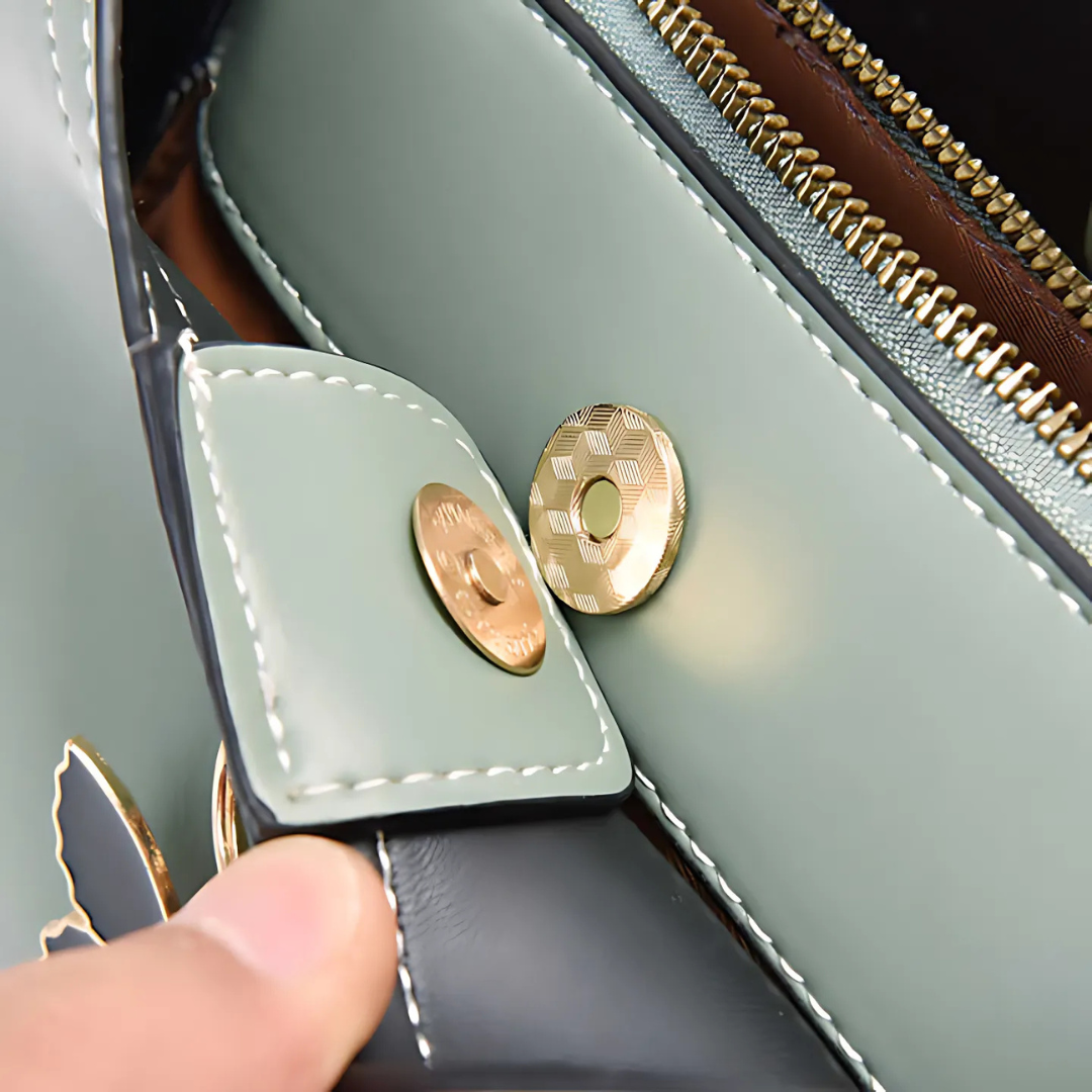 Velanci Noemi Handbag: Timeless Elegance Redefined