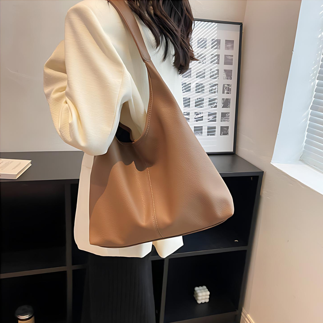 Velanci Rosana Handbag: A Statement of Elegance and Grace