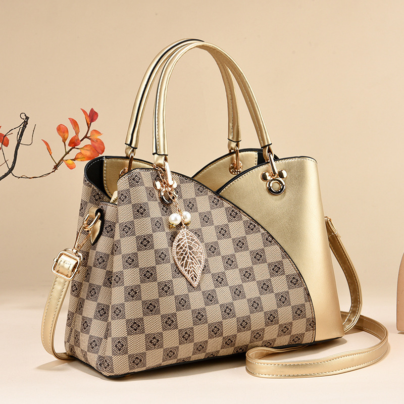 Velanci Katherine Leather Handbag: Sophistication Redefined