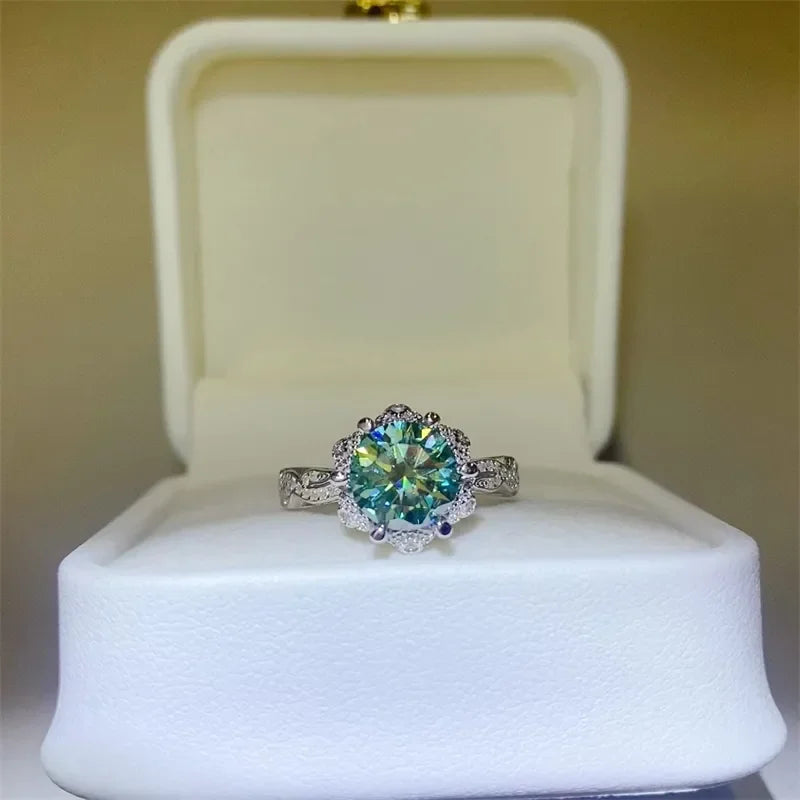 Ring Giovanna - 2 Carat Moissanite Sterling Silver Shine Women's Ring Velanci