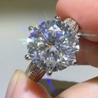 Sterling Silver Moissanite Ring Lucia - 5 Carat Brilliance Women's Ring Velanci