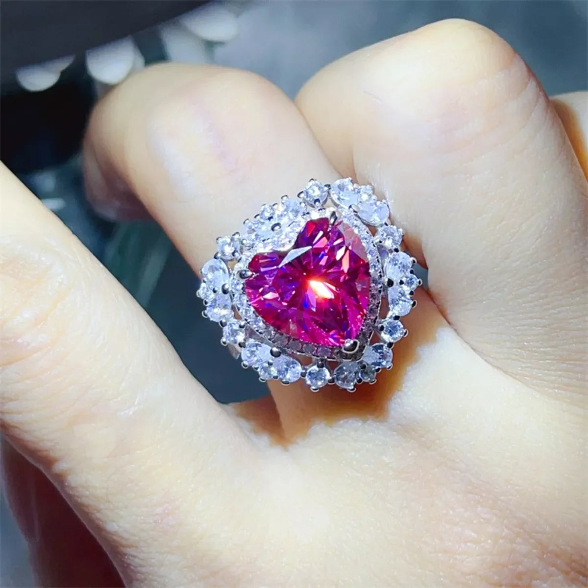Ring Isabella - 5 Carat Moissanite Heart Glow Silver Women's Ring Velanci