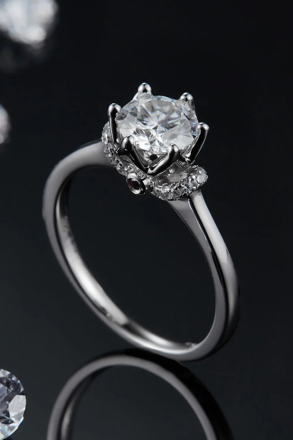 Ring Bianca - 1 Carat Moissanite Crown Sterling Silver Shine Women's Ring Velanci