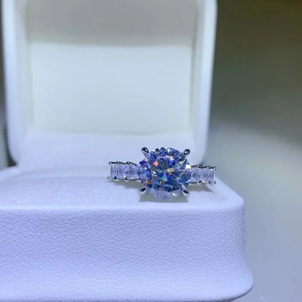 3 Carat Lab-Created Moissanite Ring Giada - Coastal Shine Women's Ring Velanci