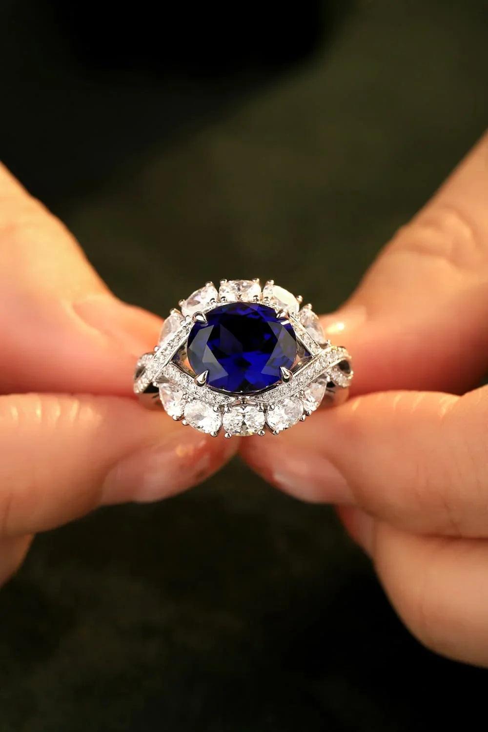 Ring Francesca - 5 Carat Lab-Grown Sapphire, Pt-Plated Women's Ring Velanci