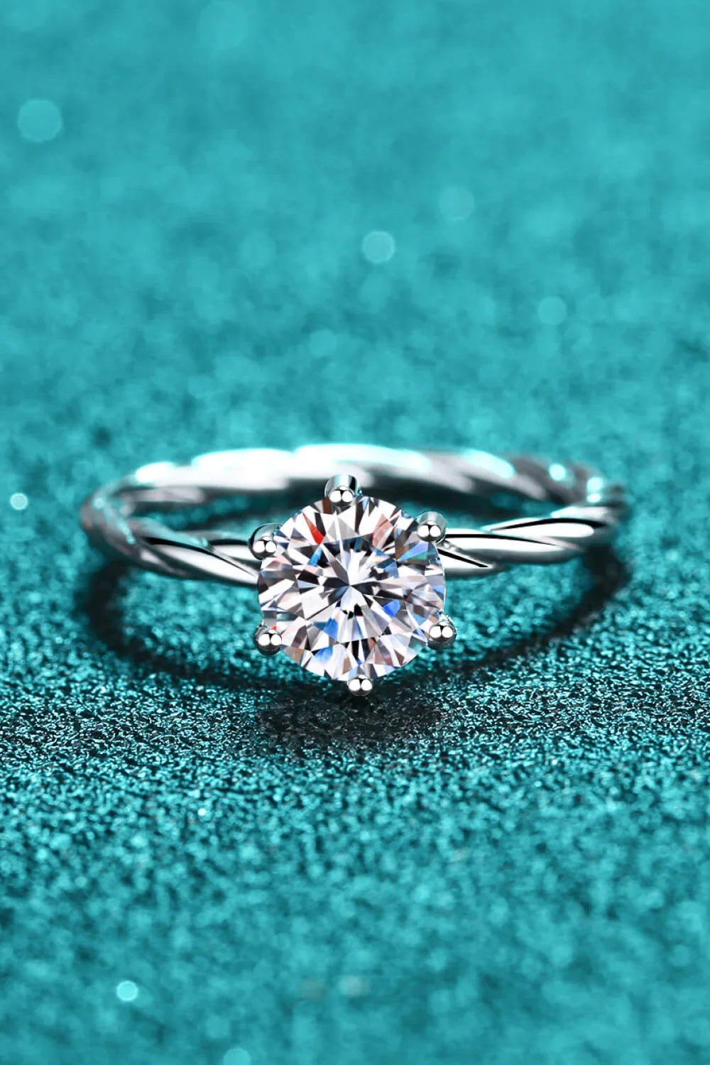 Ring Alessandra - 1 Carat Moissanite Sterling Silver Twist Women's Ring Velanci