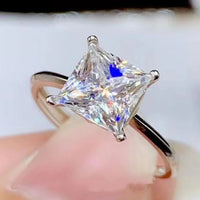 Ring Bianca - 5Ct Moissanite Solitaire Minimalist Shine Women's Ring Velanci