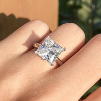 Ring Bianca - 5Ct Moissanite Solitaire Minimalist Shine Women's Ring Velanci