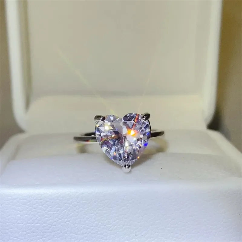 Ring Valentina - 5 Carat Heart Moissanite Sterling Silver Women's Ring Velanci