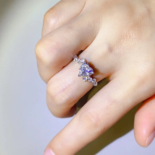 Ring Giulietta - 1 Carat Moissanite, Sterling Silver Sparkle Women's Ring Velanci