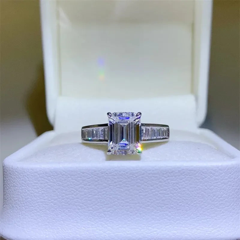 Moissanite Ring Giovanna - 3ct Sterling Silver Shine Women's Ring Velanci