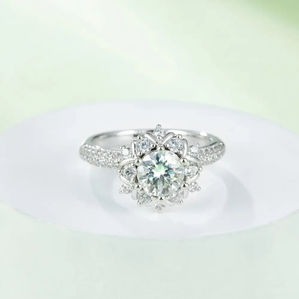 1 Carat Moissanite Flower Ring Giulia - Halo Sparkle Women's Ring Velanci