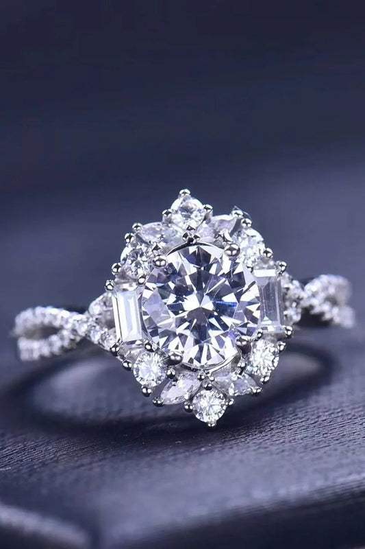 Ring Isabella - Floral 2 Carat Moissanite Crisscross Women's Ring Velanci