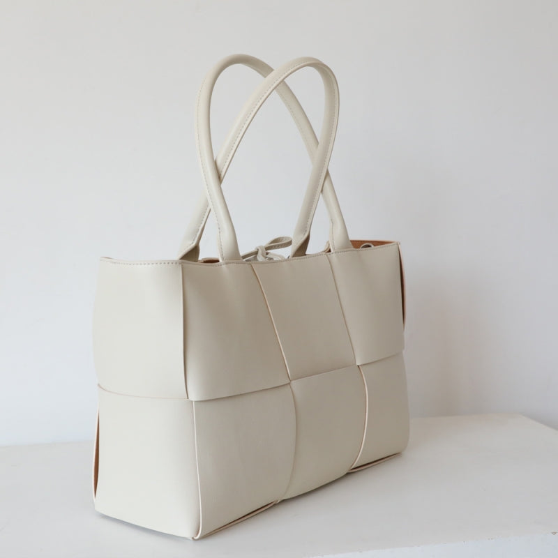 Velanci Leather Tote Bag – Timeless Elegance Redefined