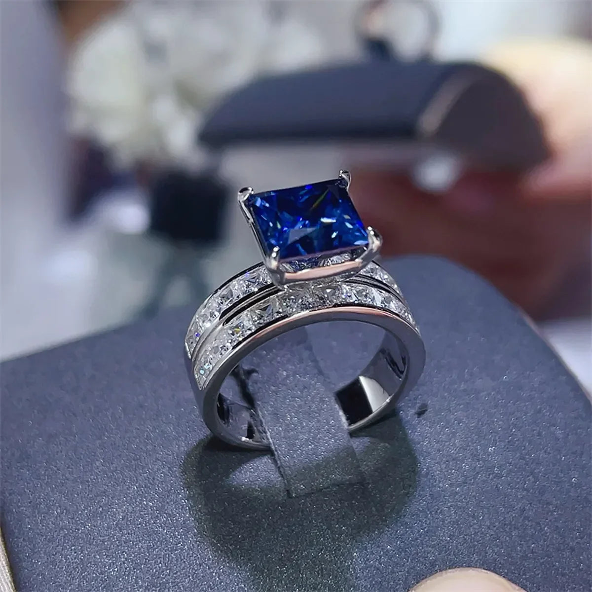 Ring Giulia - 3 Carat Moissanite Platinum-Plated Silver Women's Ring Velanci