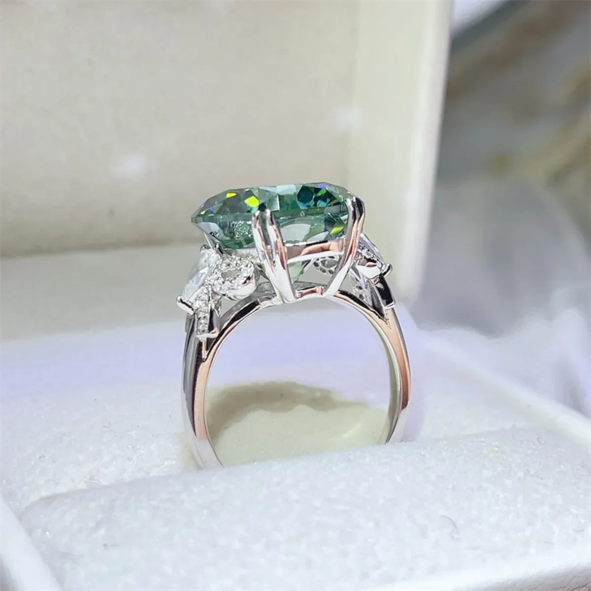 Moissanite Ring Giulia - 10 Ct Coastal Radiant Sparkle Women's Ring Velanci