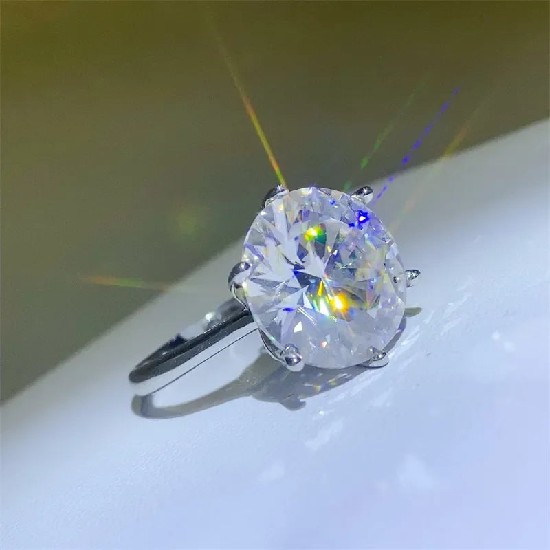 10 Carat Moissanite Ring Bianca - Coastal Sparkle Gleam Women's Ring Velanci