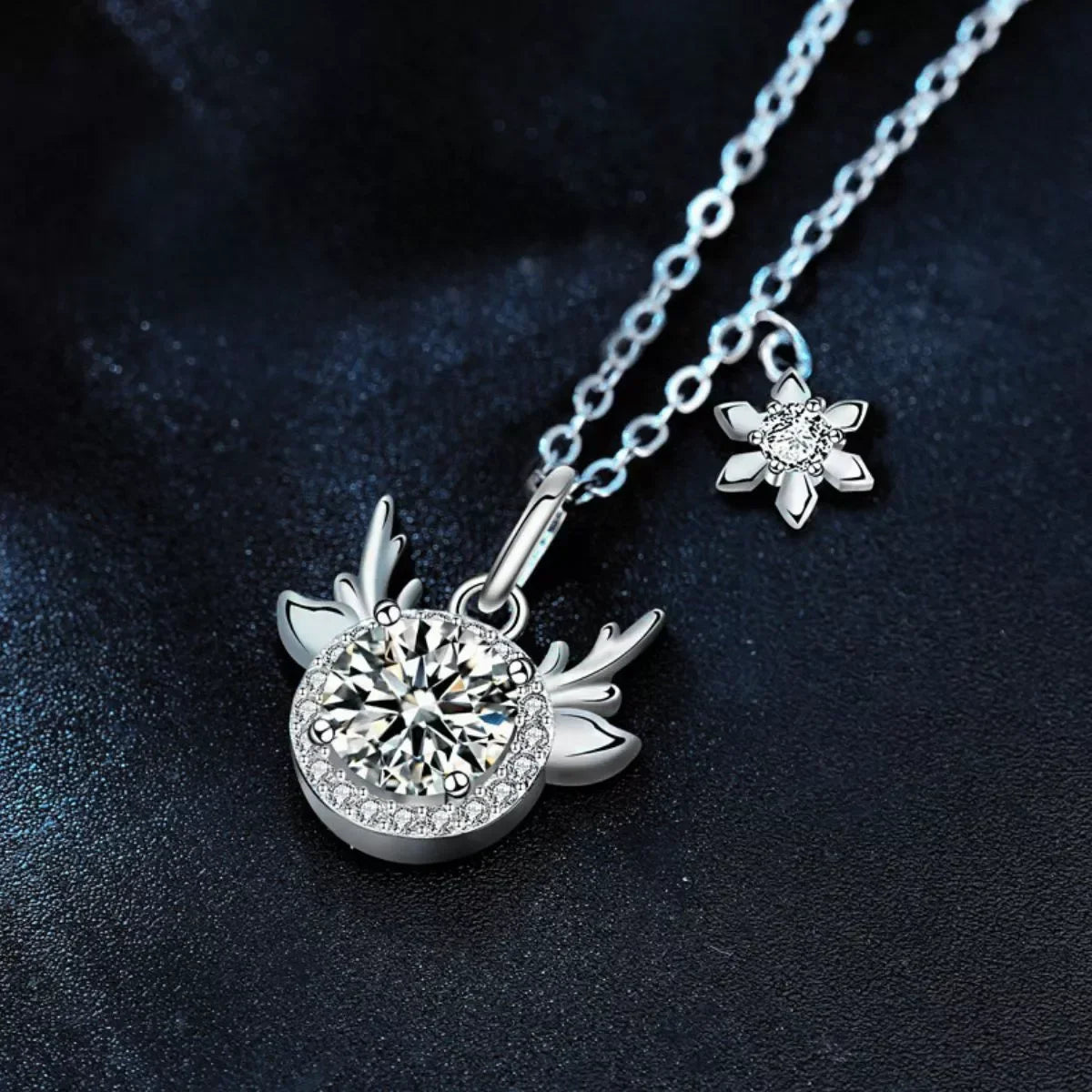 1 Carat Moissanite Deer Antler Necklace - Halo Setting Velanci