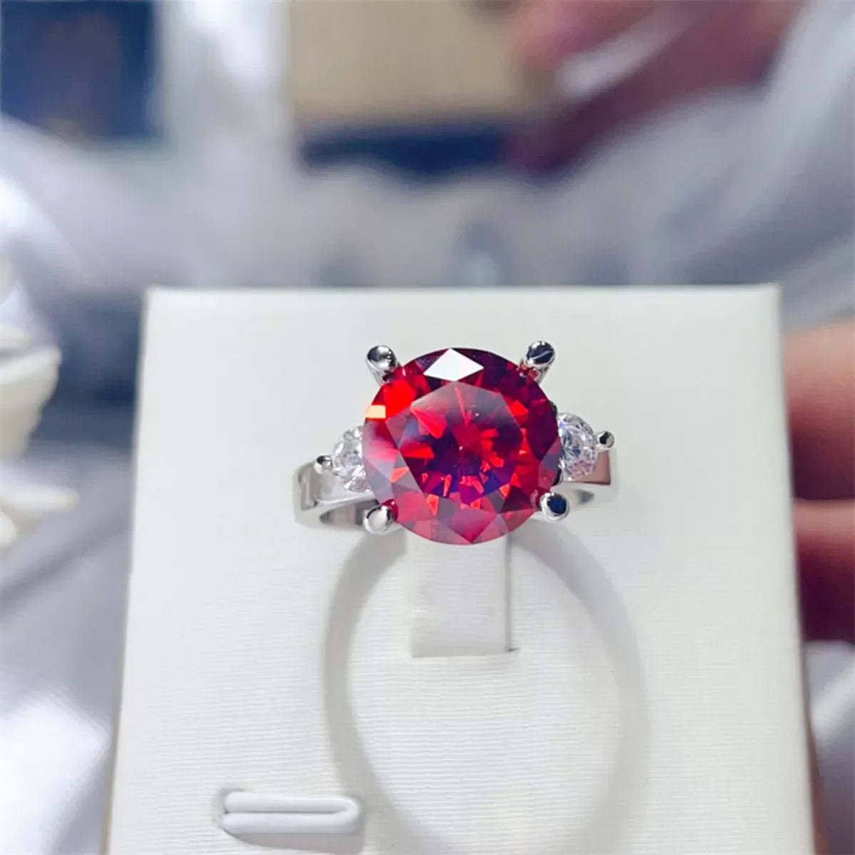 Anello Argento Moissanite Giovanna - Radiant Shine Women's Ring Velanci