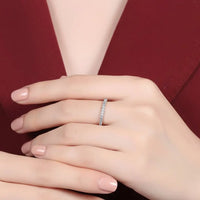 Ring Giulia - Sterling Silver Moissanite Half-Eternity Shine Velanci