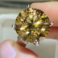 Ring Giulia - 20-Carat Moissanite Sterling Silver Sparkle Women's Ring Velanci