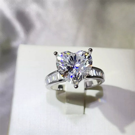 5 Carat Moissanite Heart Ring Isabella - Platinum-Plated Women's Ring Velanci