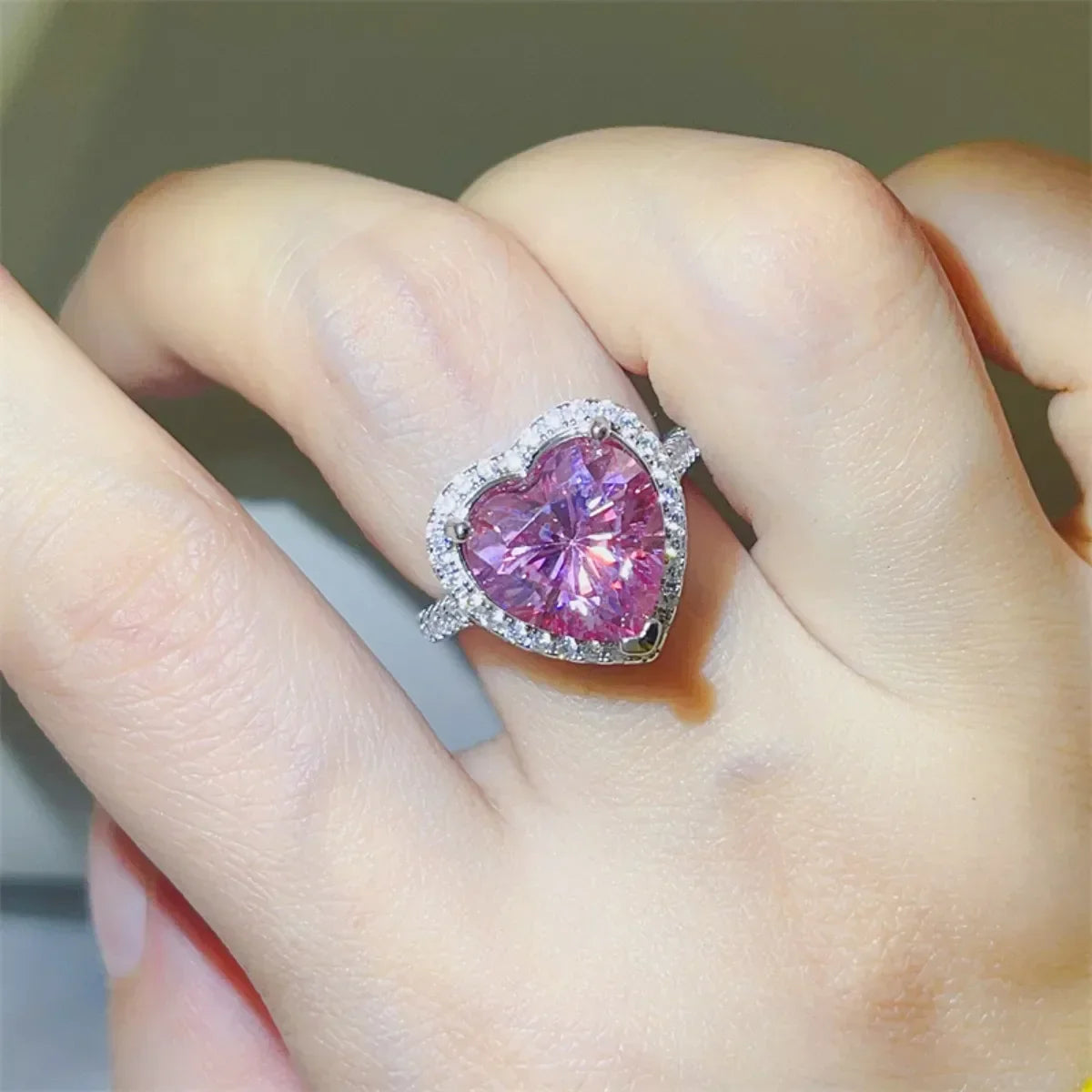 Ring Alessia - 5ct Moissanite Heart Halo Silver Plated Women's Ring Velanci