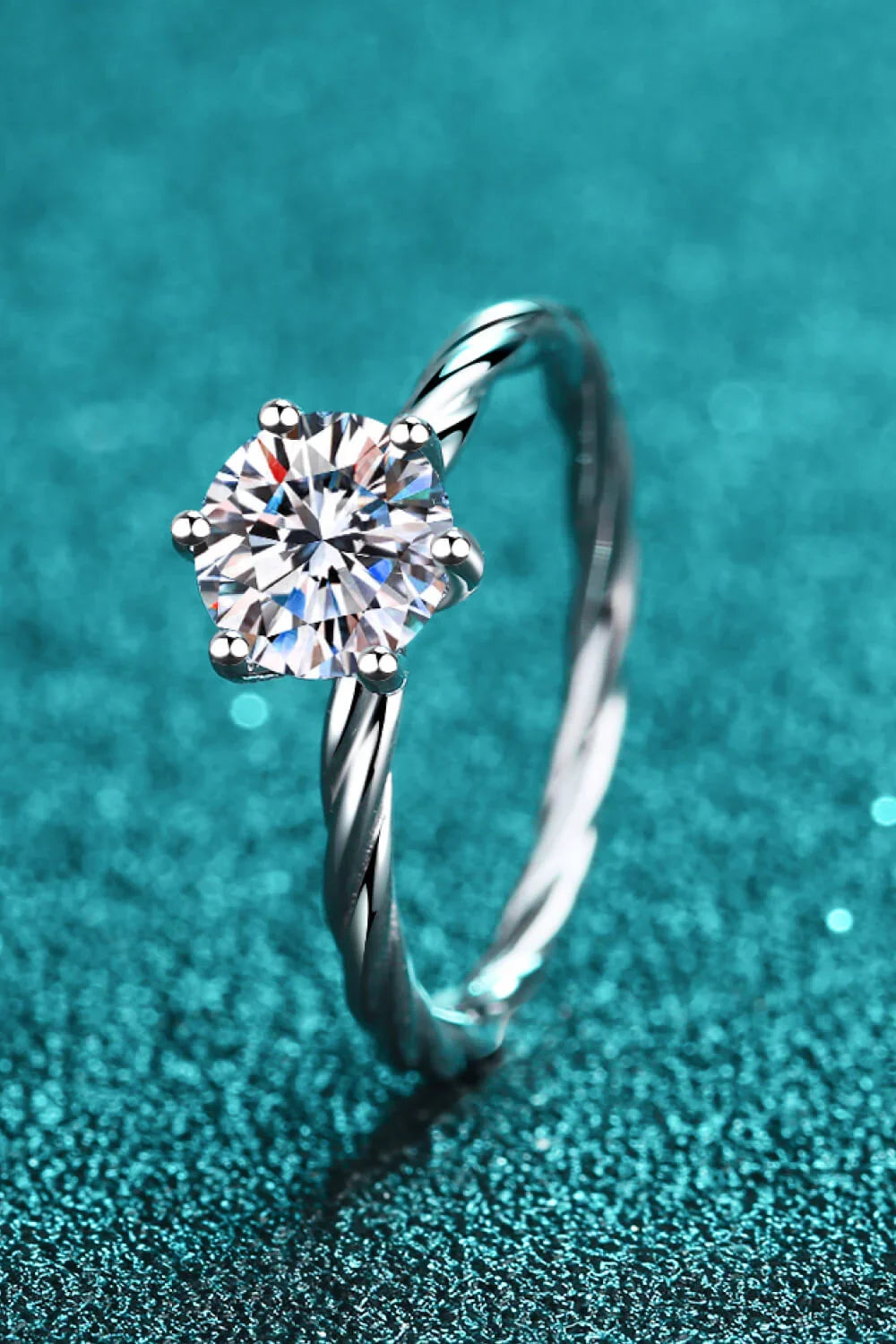 Ring Alessandra - 1 Carat Moissanite Sterling Silver Twist Women's Ring Velanci