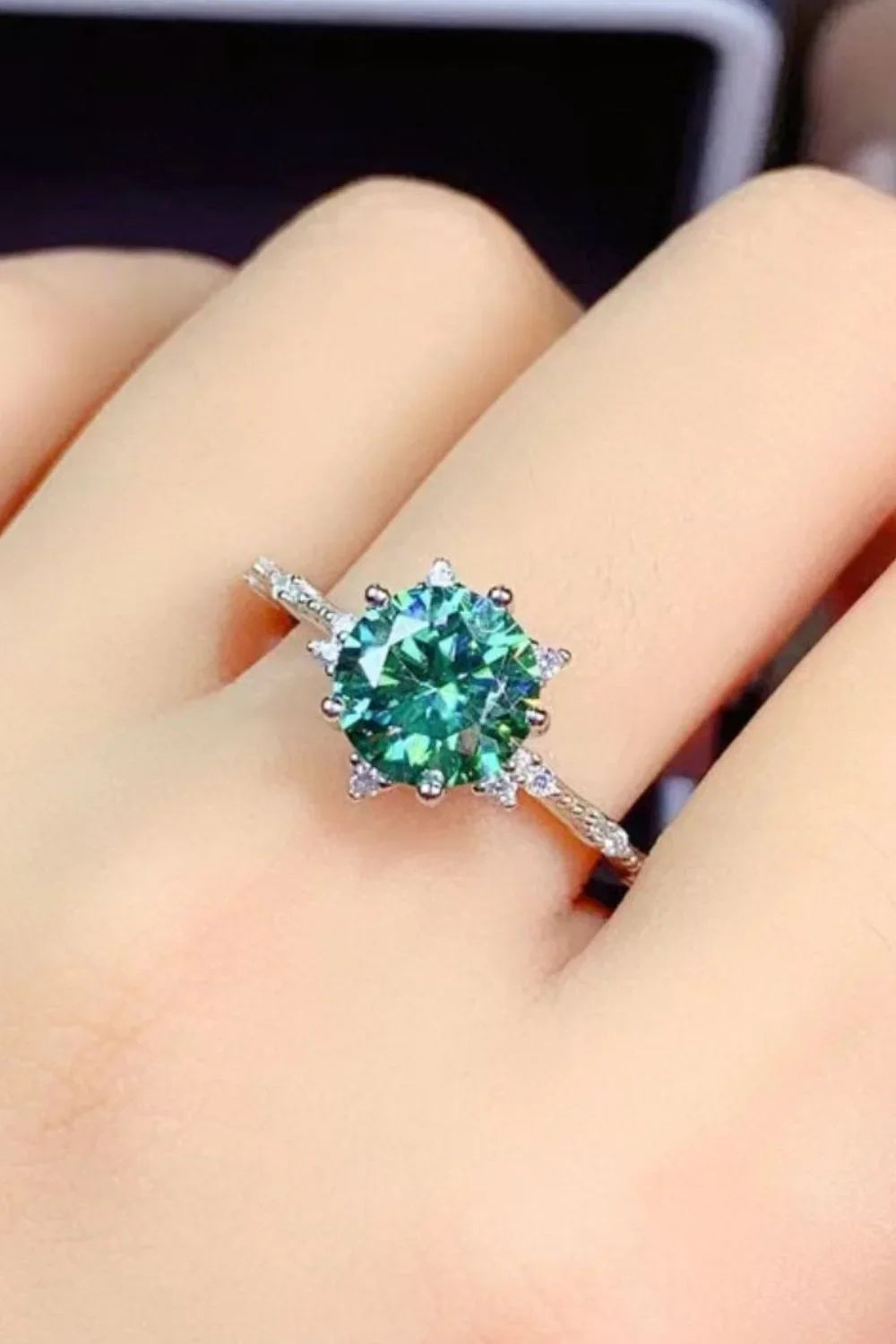 Moissanite Ring Allegra - 1 Carat Platinum-Plated Shine Women's Ring Velanci