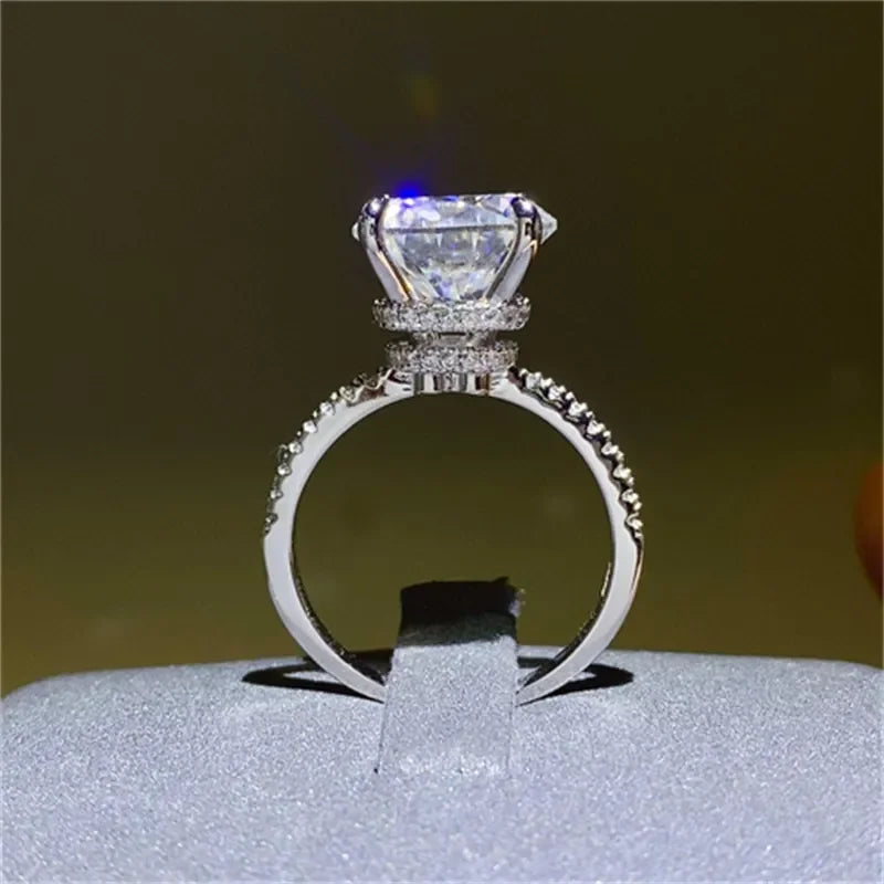 5 Carat Moissanite Ring Valentina - Brilliant Sparkle Women's Ring Velanci