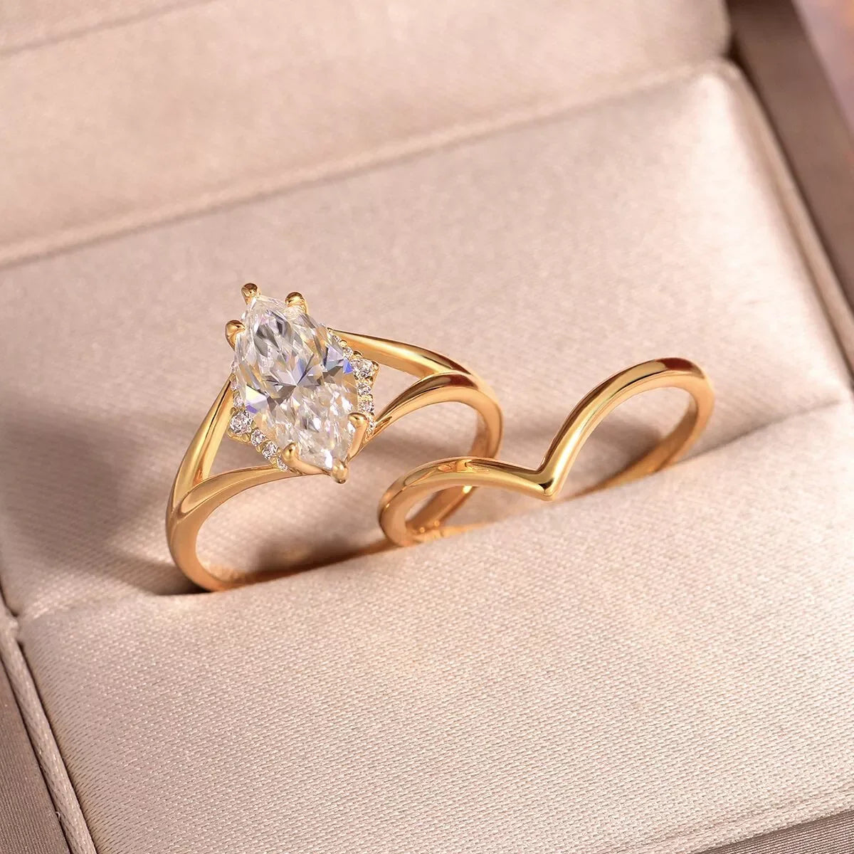Ring Set Giovanna - 2 Carat Moissanite Sterling Silver Women's Ring Velanci