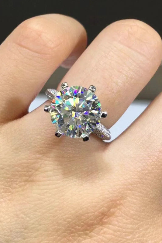 Ring Bianca - Minimalist 5 Carat Moissanite, 6-Prong Women's Ring Velanci