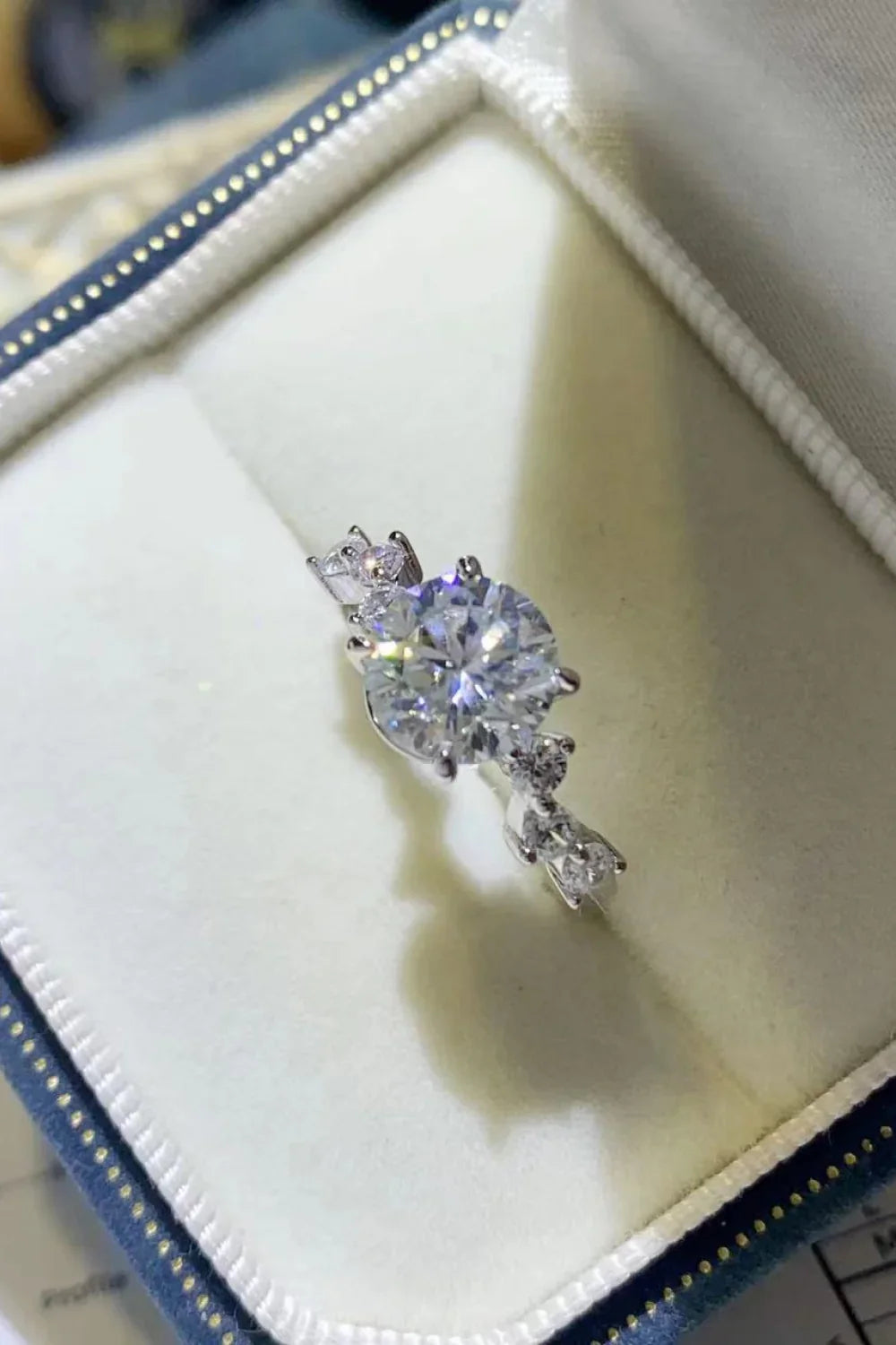 Ring Giulia - 2ct Moissanite Platinum-Plated Sterling Silver Women's Ring Velanci