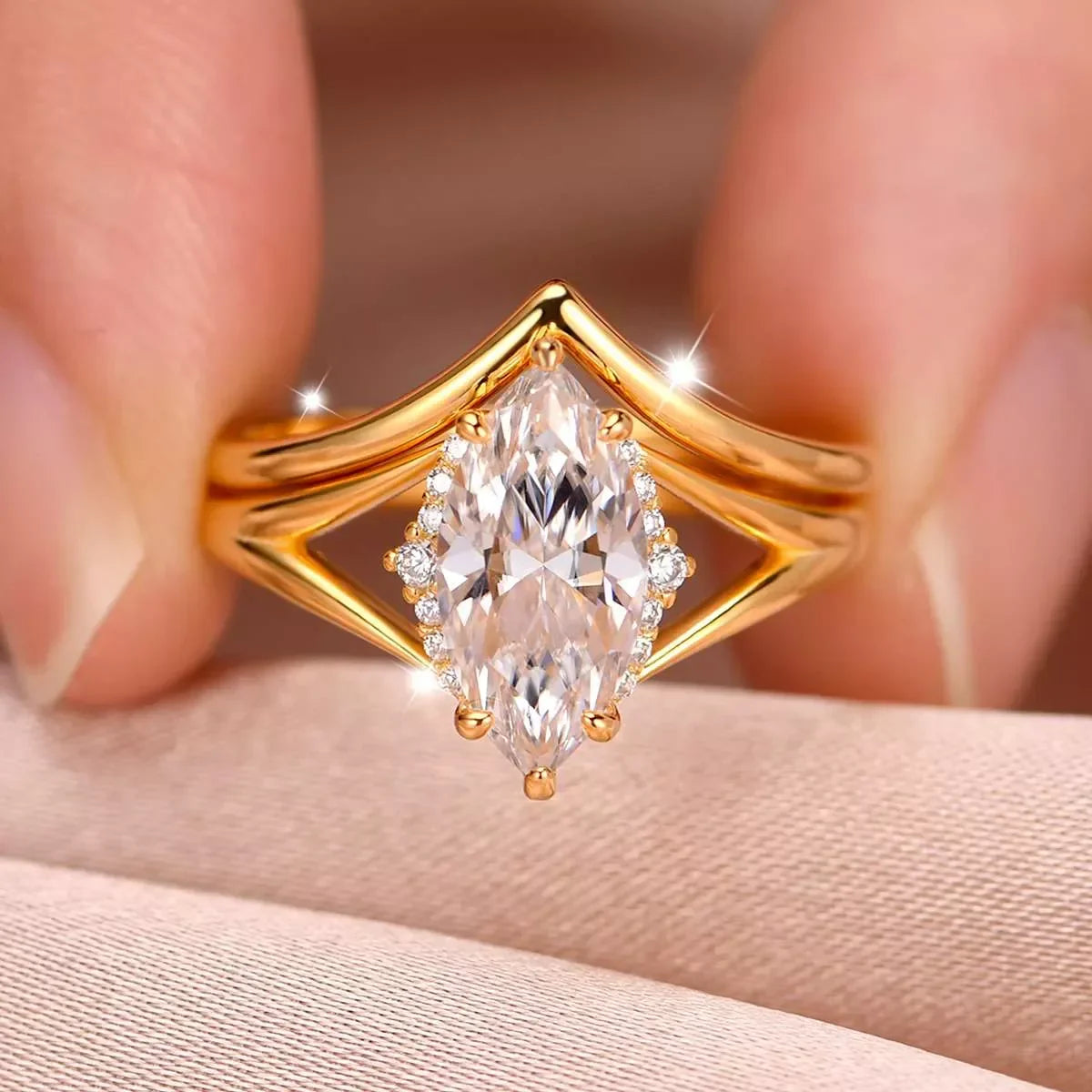 Ring Set Giovanna - 2 Carat Moissanite Sterling Silver Women's Ring Velanci