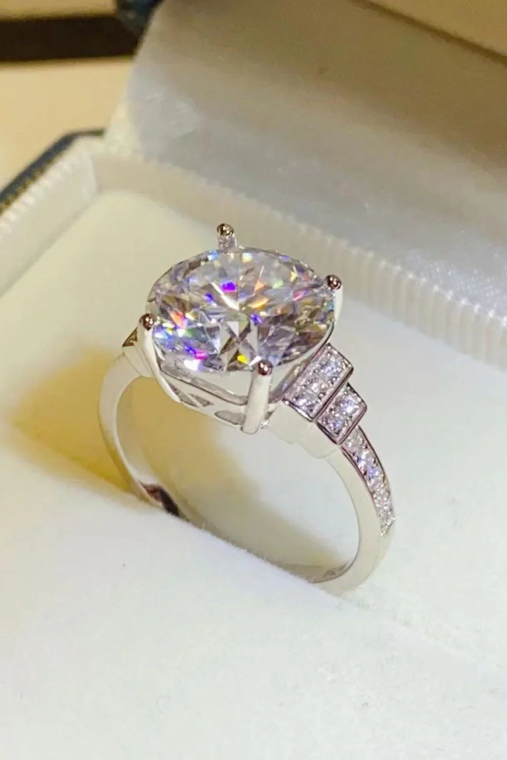 Ring Giulia - 5 Carat Moissanite Sterling Silver Band Women's Ring Velanci