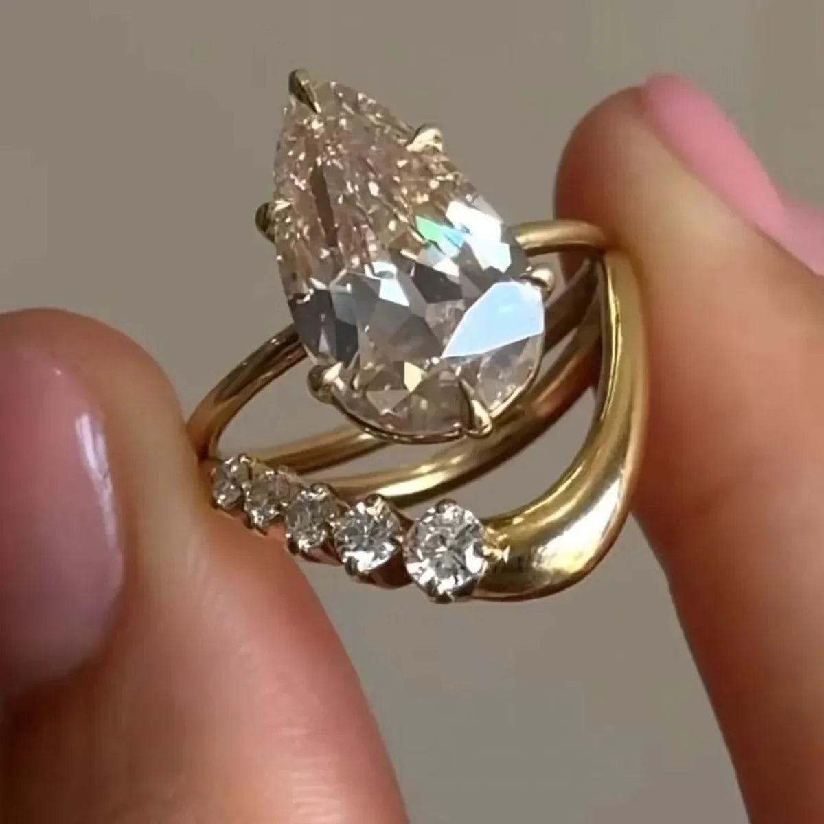 Moissanite Teardrop Two-Piece Ring Set Alessia - Elegant Duo Women's Ring Velanci