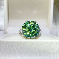 Moissanite Ring Giulia - 10 Ct Coastal Radiant Sparkle Women's Ring Velanci